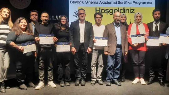 Beyoğlu Sinema Akademisi öğrencileri sertifikalarını aldı