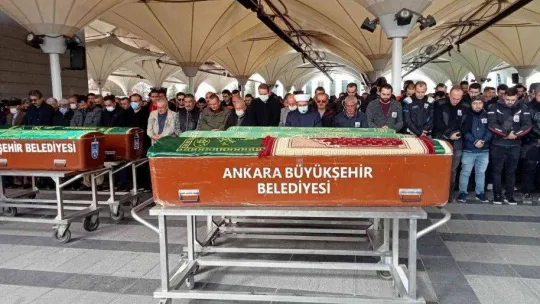 Bıçaklı saldırıda hayatını kaybeden kurye son yolculuğuna uğurlandı