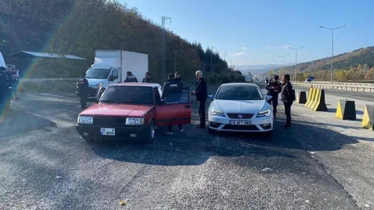 Bilecik'te 221 araçtaki 421 kişi sorgulandı
