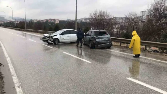 Bilecik'te bir kaza diğer bir kazayı getirdi