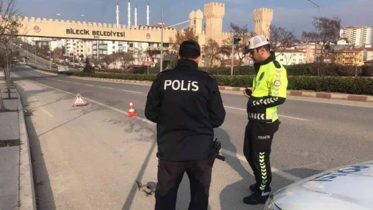 Bilecik'te drone destekli trafik denetimi