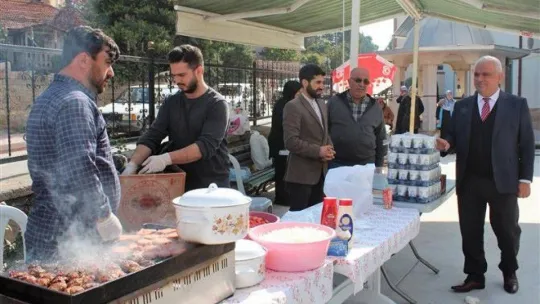 Bilecik'te hayır çarşısı kuruldu
