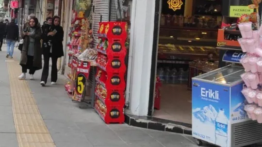 Bilecik'te kaldırım işgal eden esnaflara ceza