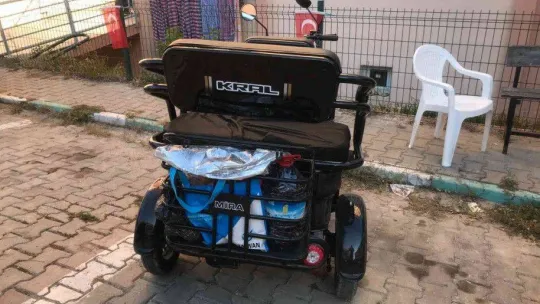 Bilecik'te seyir halindeki elektrikli motosikletin devrilmesi sonucu sürücü yaralandı