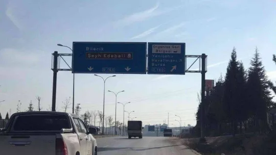 Bilecik'te yeni yapılan hastane adının yön tabelalarına eklenmesi talebi