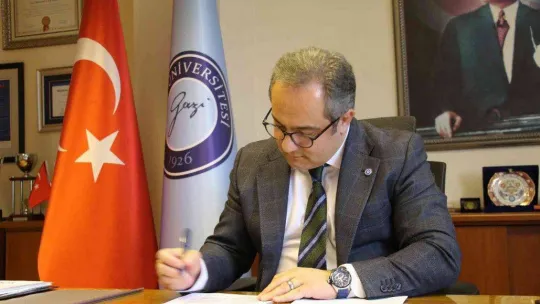 Bilim Kurulu Üyesi Prof. Dr. İlhan: 'Deve gribi için endişe etmeye gerek yok'