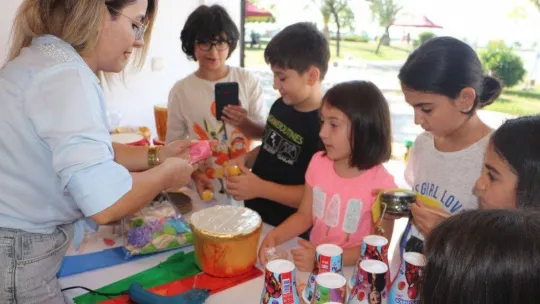Bilim şenliği yoğun ilgi gördü