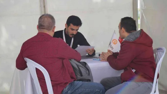 Bin 500 işsiz, eleman arayan 55 firma ile buluşturuldu