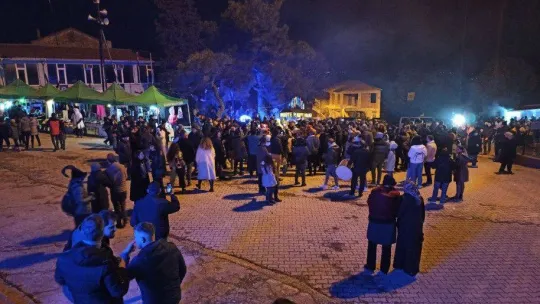 Bin yıllık gelenek 'Bocuk Gecesi' renkli görüntülere sahne oldu