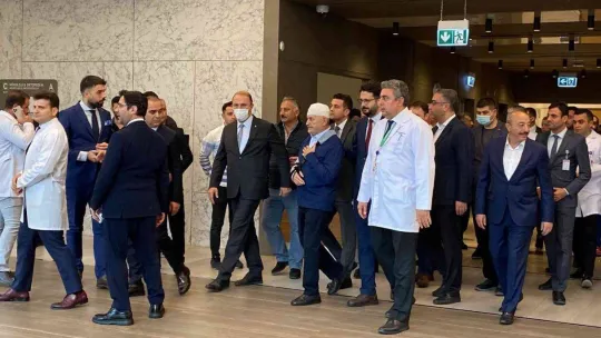 Binali Yıldırım 'Birkaç takla attık. Ağır bir kaza geçirdik'