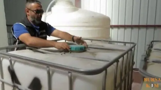 Binlerce kişiyi zehirleyeceklerdi: Kıskıvrak yakalandılar