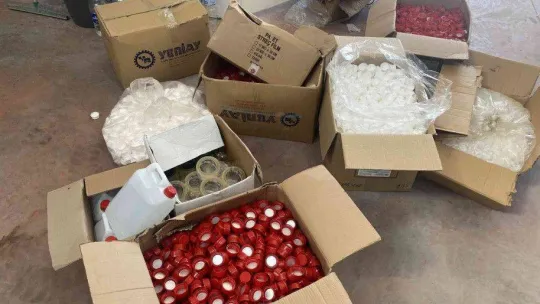 Binlerce kişiyi zehirleyeceklerdi: Kıskıvrak yakalandılar