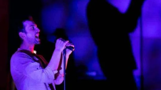 Bir kmarbazın ölüm kılavuzu izleyiciyle buluştu