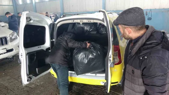 Bitlis'ten depremzedelere yardım eli