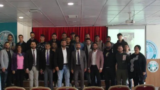 Boks Şampiyonu Demirezen: 'Bir Türk hangi savaşa korkuyla çıktı ki biz ringe çıkarken korkalım'