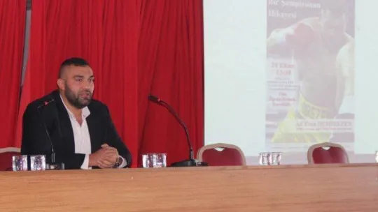 Boks Şampiyonu Demirezen: 'Bir Türk hangi savaşa korkuyla çıktı ki biz ringe çıkarken korkalım'