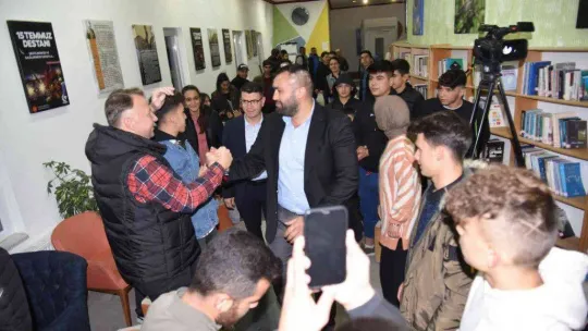 Boksör Ali Eren Demirezen, Sındırgı'ya konuk oldu