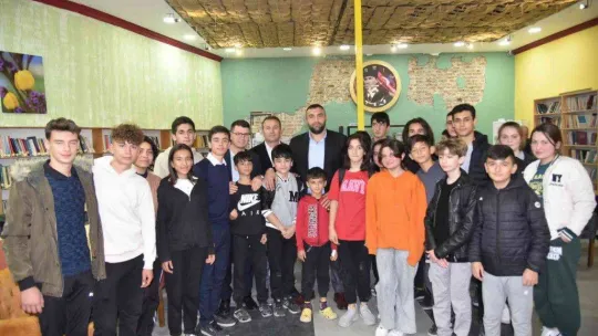 Boksör Ali Eren Demirezen, Sındırgı'ya konuk oldu