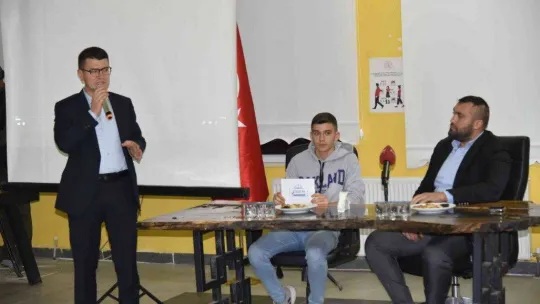 Boksör Ali Eren Demirezen, Sındırgı'ya konuk oldu