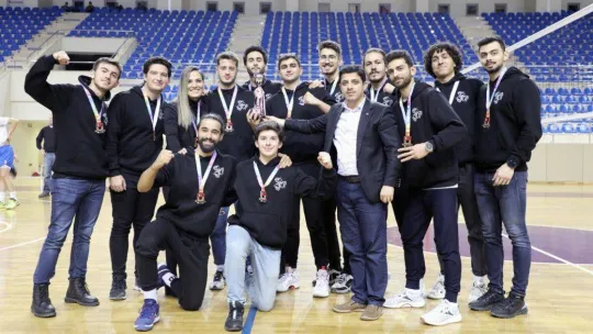 Bölgesel voleybol liginde şampiyon SUBÜ