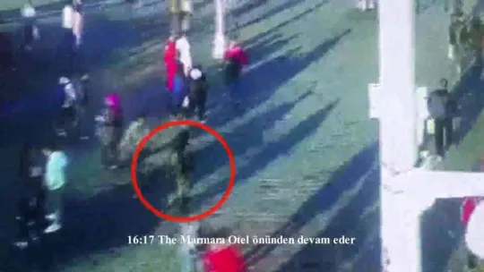 Bombalı saldırıyı gerçekleştiren teröristin Taksim'deki son görüntüleri ortaya çıktı