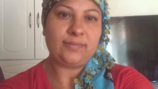 Boşanma aşamasındaki eşini öldürüp, sosyal medyada 'gururlu hissediyor' yazan sanık için ağırlaştırılmış müebbet hapis cezası istendi