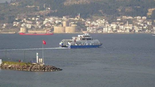 Bozcaada ve Gökçeada'ya yarınki tüm feribot seferleri iptal edildi