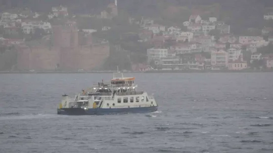 Bozcaada'ya feribot seferleri iptal edildi