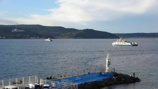 Bozcaada'ya yarınki tüm feribot seferlerine fırtına engeli