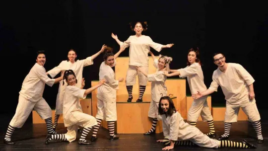 Bozüyük, Gençlik Tiyatrosu'nu sevdi