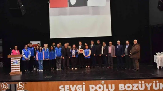 Bozüyük'te 'Önce Vatan' isimli konferans düzenlendi