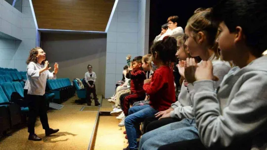 Bozüyük'te çocuklar haklarını eğlenerek öğrendi