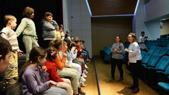 Bozüyük'te çocuklar haklarını eğlenerek öğrendi