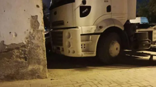 Bozüyük'te tır parkından çalınan çekici Manisa'da bulundu