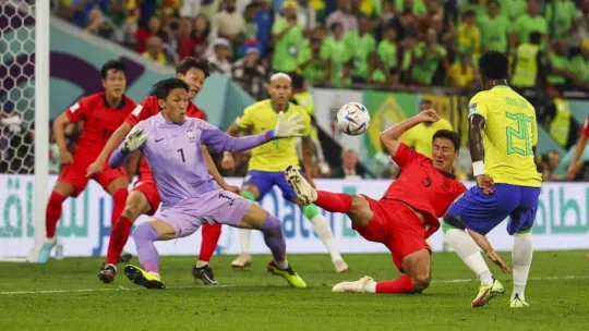 Brezilya, çeyrek final biletini 4 golle aldı