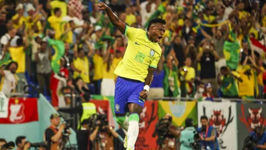 Brezilya, çeyrek final biletini 4 golle aldı