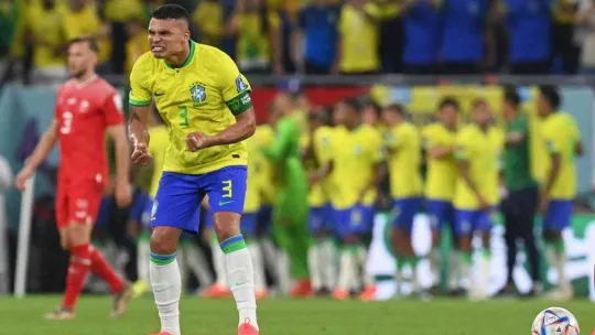 Brezilya, Dünya Kupası'nda son 16'ya kaldı