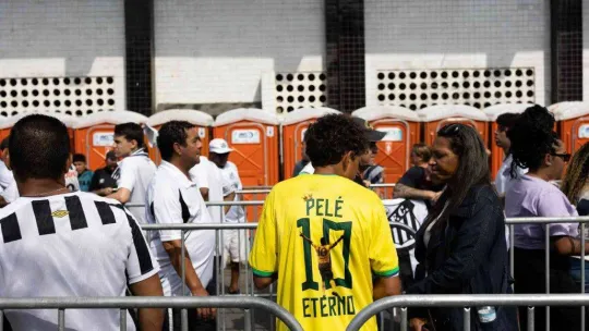 Brezilya Pele'ye veda ediyor