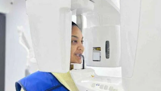 Brezilyalı Alencar hayalindeki gülüşe İstadental'de kavuştu