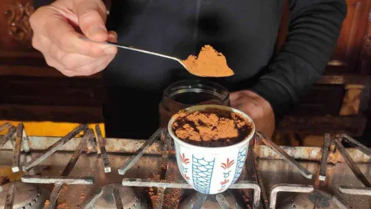 Bu kahve cezvesiz pişiyor, tadı dillere destan