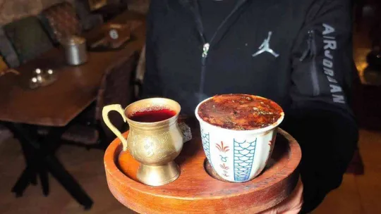 Bu kahve cezvesiz pişiyor, tadı dillere destan