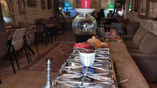 Bu kahve cezvesiz pişiyor, tadı dillere destan