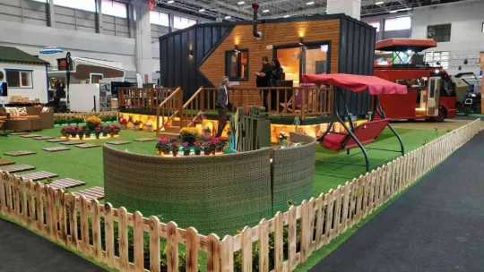 Bu karavanlar güneş panelleriyle kendi enerjisini üretiyor