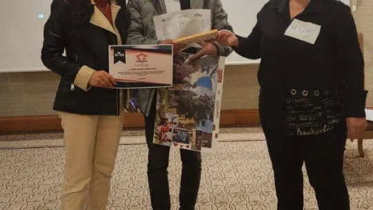 Bu okulda aile olmanın kuralları anlatılıyor