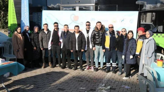 Bu sokakta şifa var: Büyükşehir projesi ilk durağında 500 kişiyi ağırladı