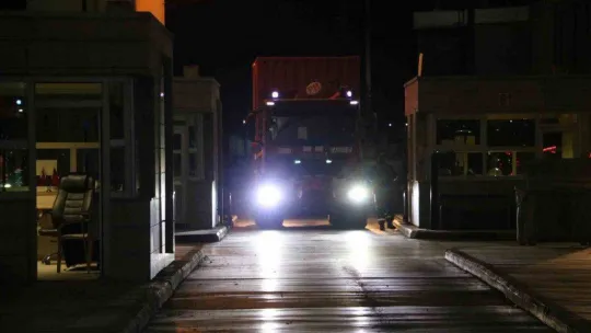 Bulgaristan'ın arama kurtarma ekipleri Kapıkule'den Türkiye'ye giriş yaptı