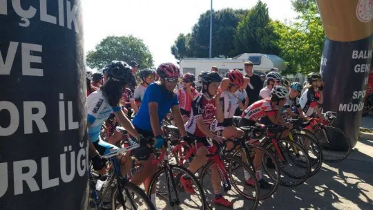 Burhaniye' de 2022 yılında 3590 sporcuya lisans verildi