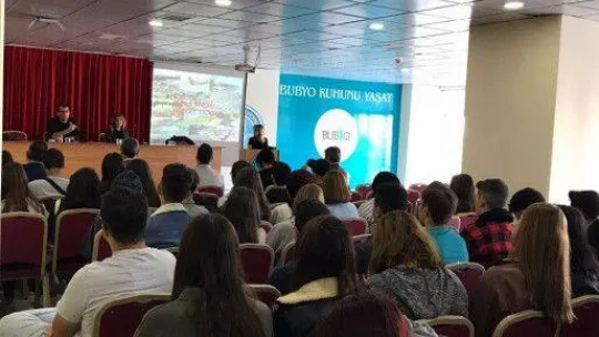 Burhaniye Belediyesinden üniversitelilere çevre eğitimi