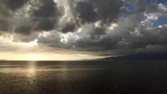 Burhaniye Ören'de gün batımı  böyle görüntülendi