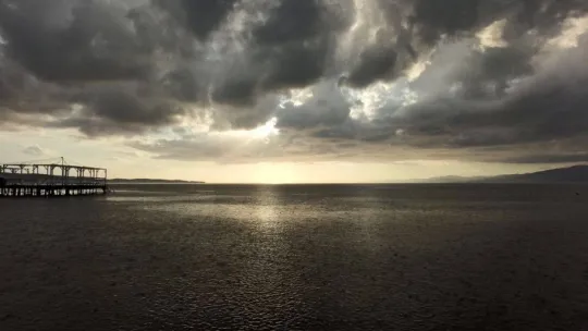 Burhaniye Ören'de gün batımı  böyle görüntülendi